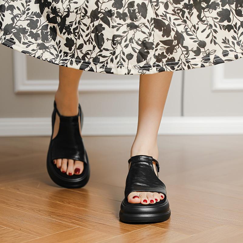 Spot niche Britse retro casual platform zomersandalen dames nieuwe veelzijdige kleine open teen Romeinse slippers