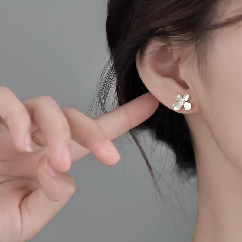 925 Silver Vintage Earrings For Women Trendy Simple Bump Flower Earring Jewelry Prevent Allergy Party Accessories Gift