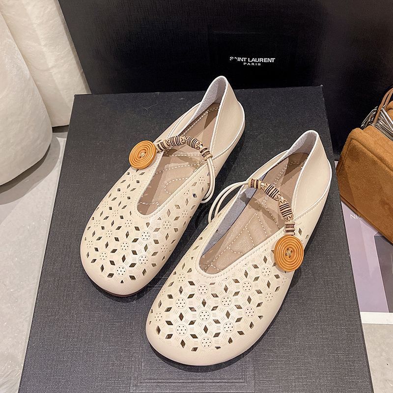 

Сетчатые полые туфли из мягкой кожи женские летние новые мягкая подошва повседневные туфли на одном педале с отверстиями сандалии 40