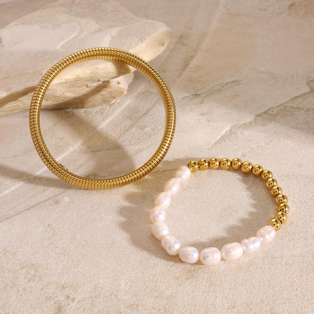 European and American Stainless Steel Pearl Bracelet Niche Spring Bracelet 18k Gold Titanium Steel Hand