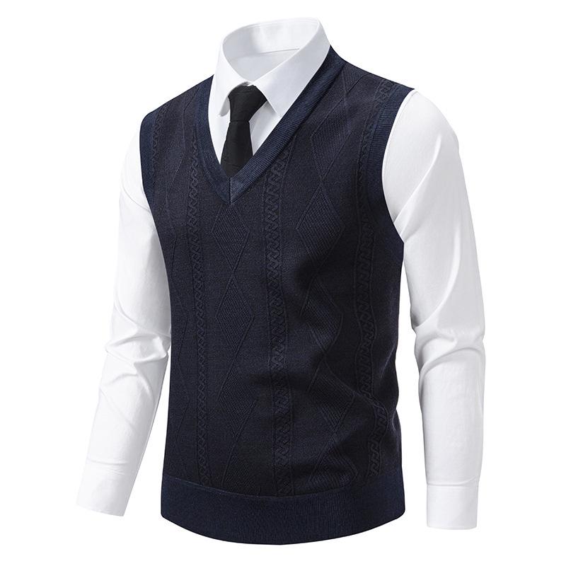 Men's Slim Fit Velvet-Thickened Knit Vest for Autumn/Winter