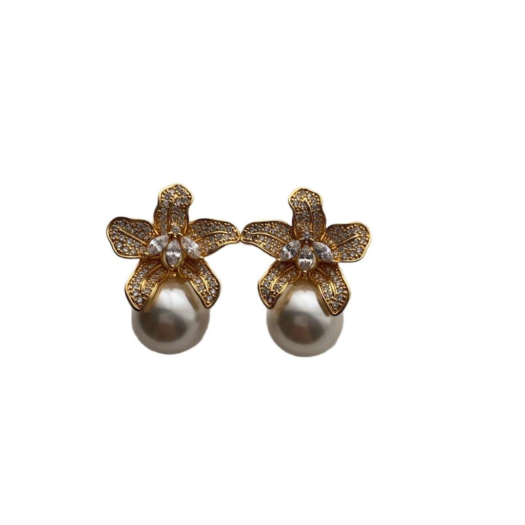 High-Brightness Pearl Earrings, High-End Personality Exaggerated Earrings, Flower Temperament Jewelry, Cold Wind Slightly Inlaid Zircon Stud Earrings