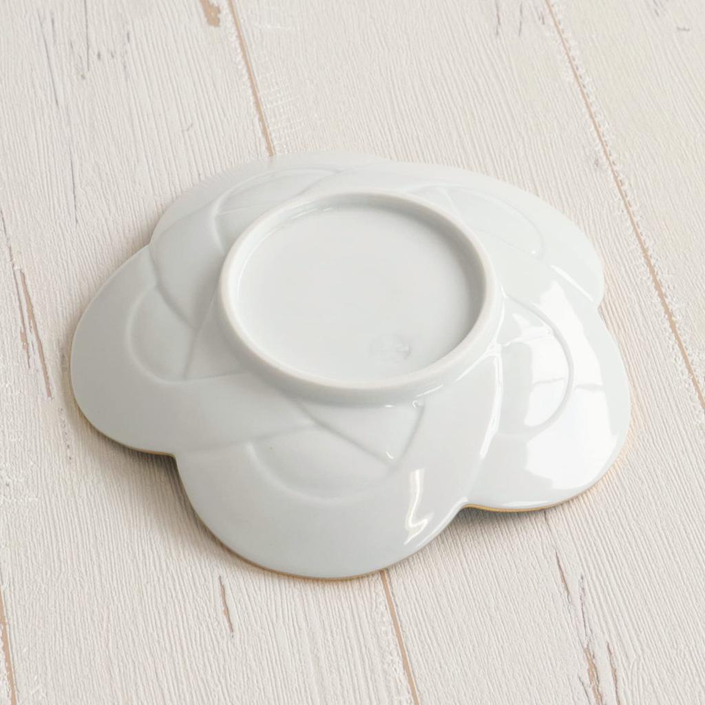 New Year Tableware Japanese Tableware Plate 15cm Lucky Charm Arita Ware Plum Musubi Gold Wire Gold Medium Plate Set of 5 in Presentation Box