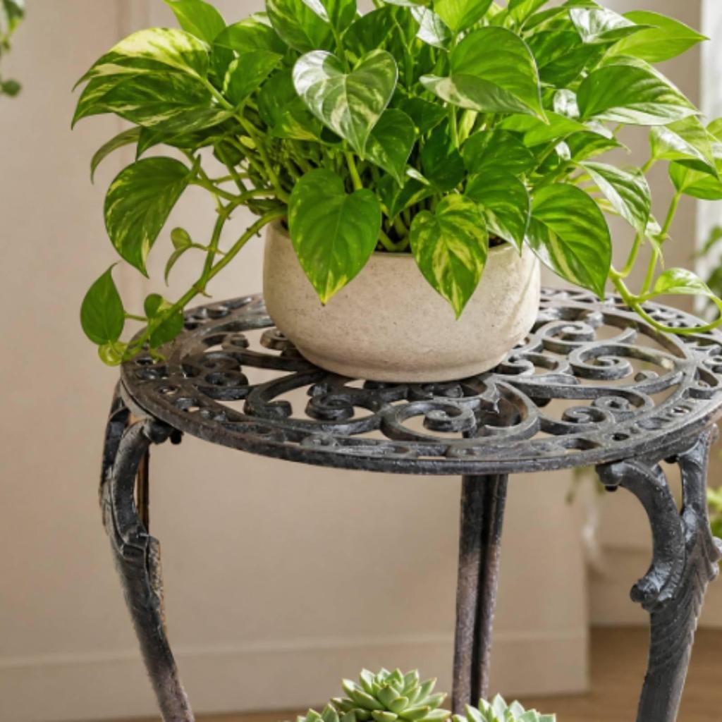 Round Plant Stand with Openwork Tabletop Long-Lasting for Hotel, Entryway