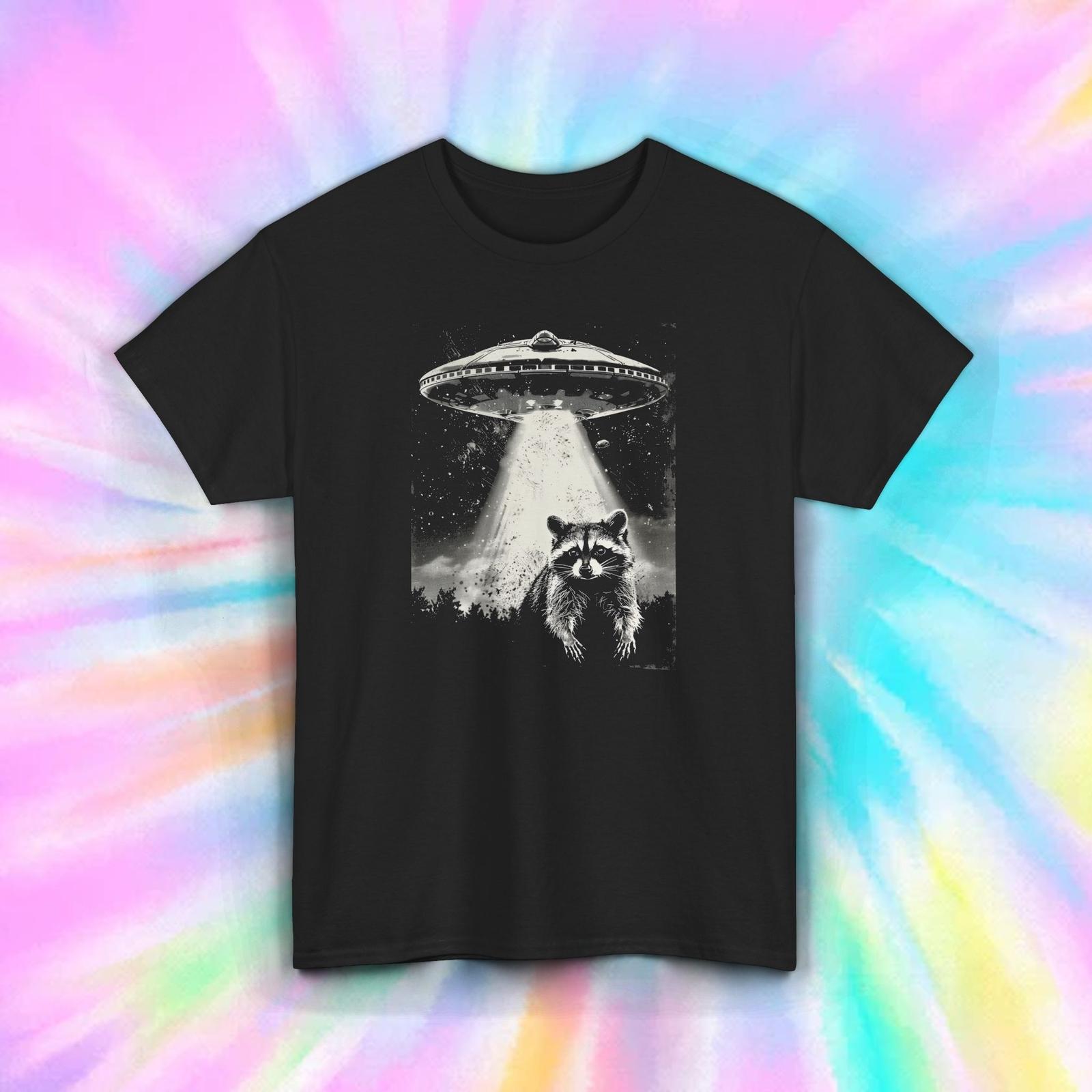 UFO Raccoon Shirt Funny Alien Abduction Forest Beam Tee S-5XL XXXXL
