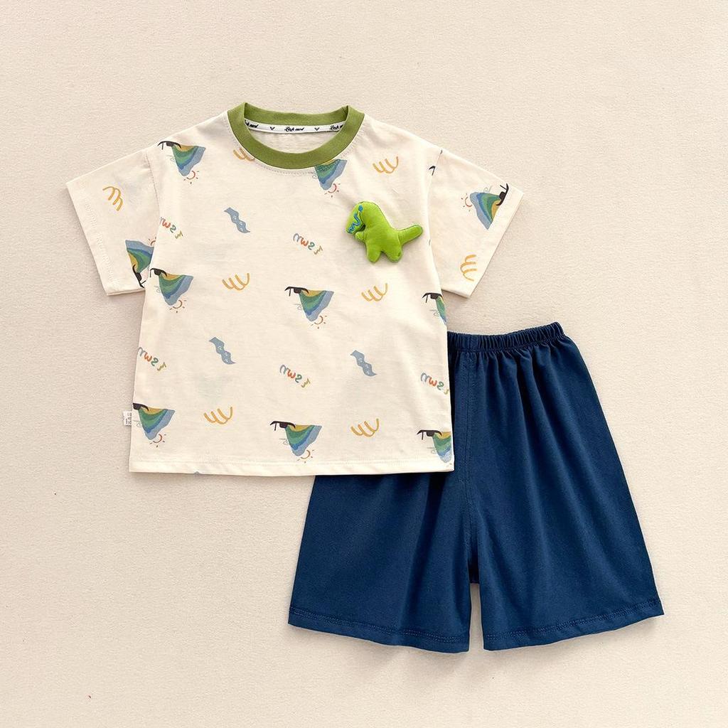 2026 Cute Cartoon Stripe Two-Piece Set: Short Sleeve T-shirt & Shorts for Small/Medium Children - Antibacterial, Class A.