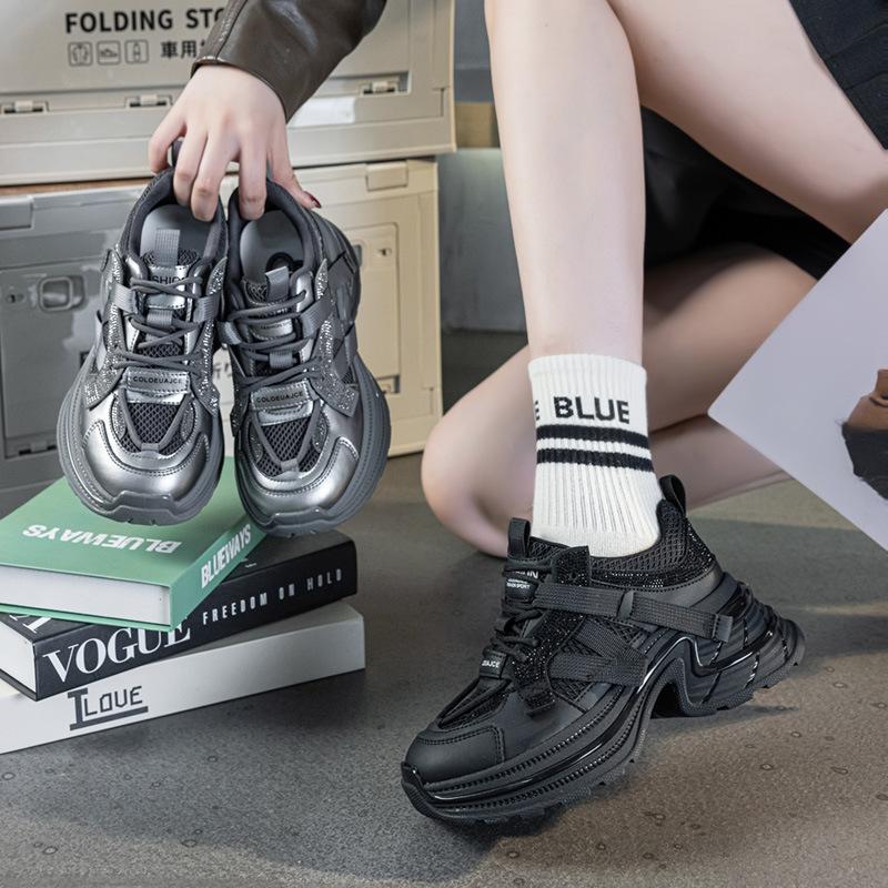 Thick-soled dad shoes women's 2025 new versatile lightweight soft-soled sports and leisure shoes small height-increasing shoes spring