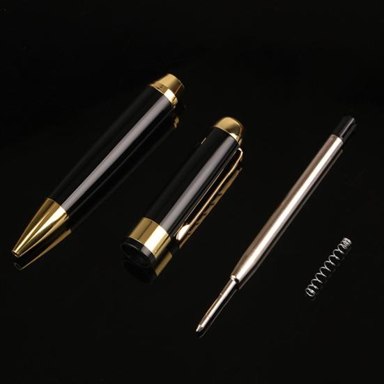 1,0 mm kuličkové pero Hladké psaní Rychlé schnutí Konstantní inkoust Rotující jádro ven Poznámka Vyměnitelné kulové pero do školy.