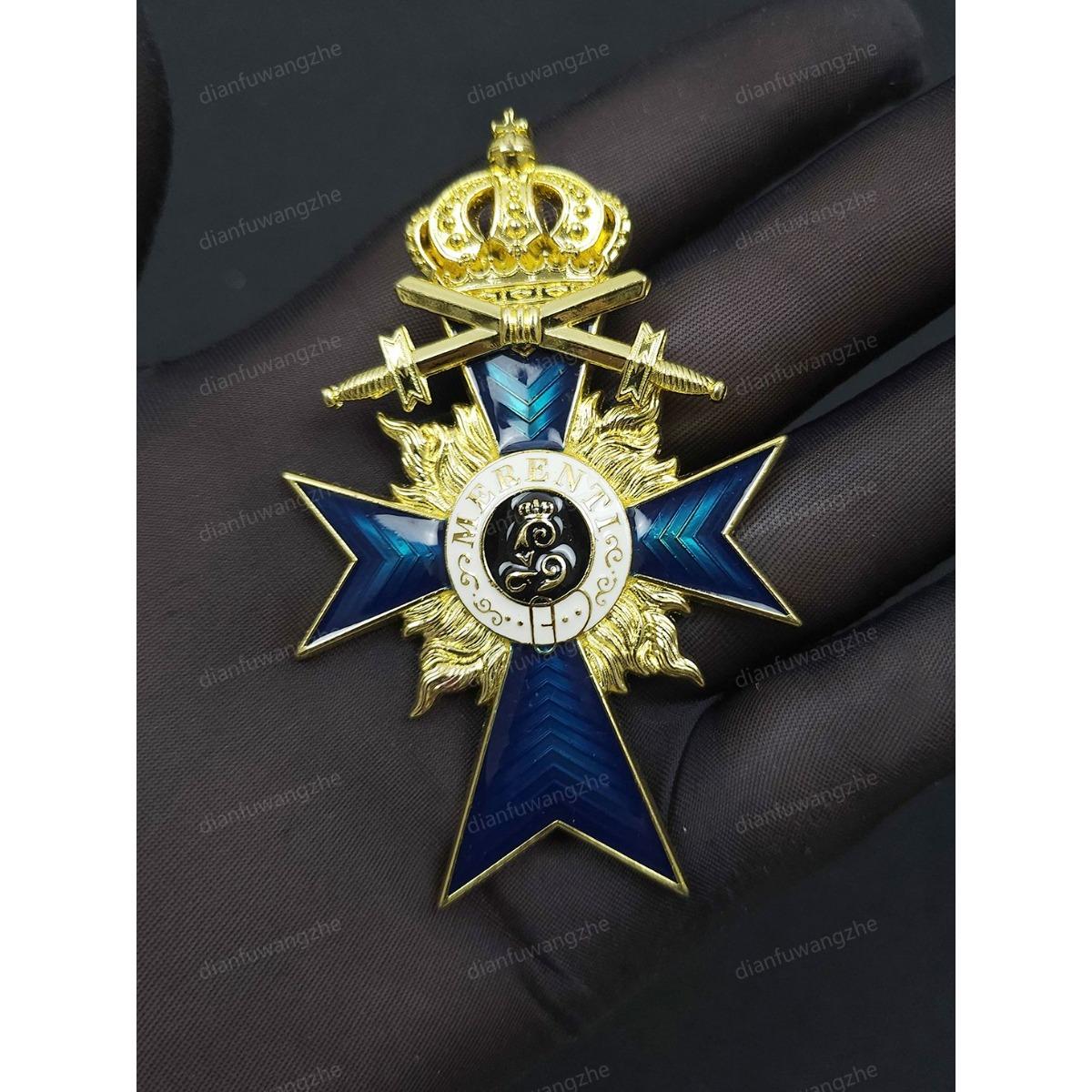 

Орден Первой мировой войны, Баварский орден второго класса, Знак Первой мировой войны, Османско-Прусский Австро-Венгерский орден