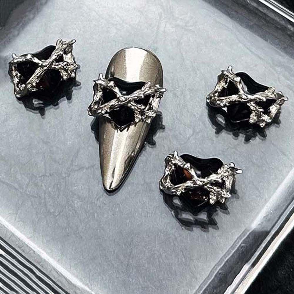 

4шт/набор ногтей подвески Хэллоуин сердце украшения для ногтей Хэллоуин сердце стразы для ногтей леди леди 4pcs-D