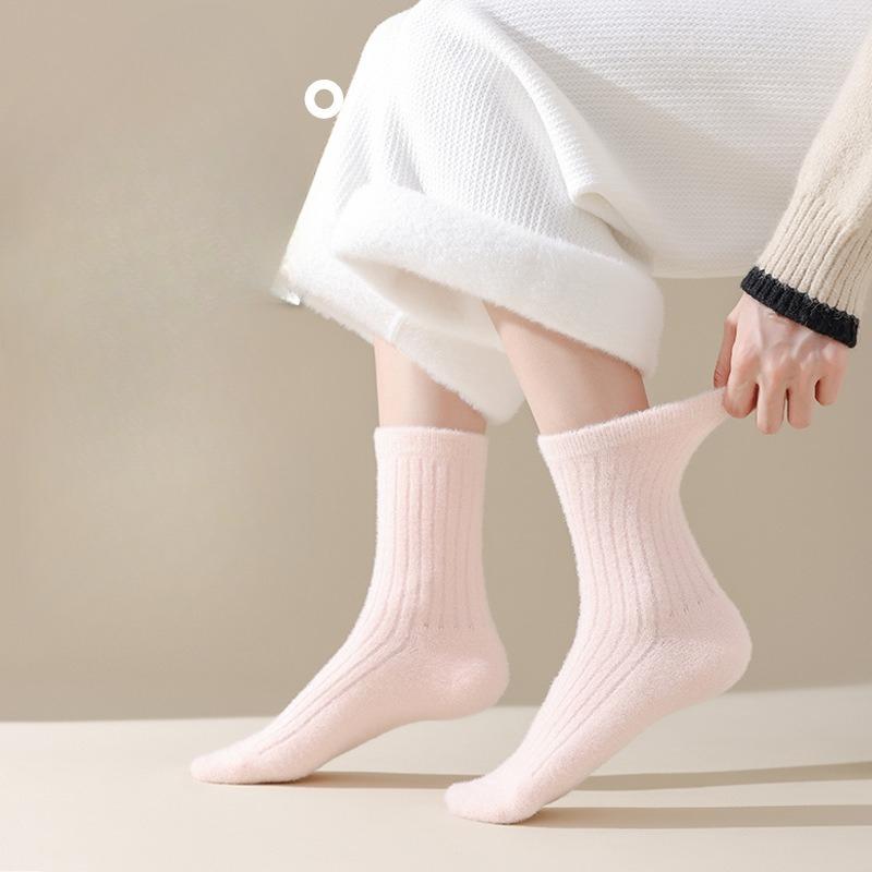 Women's Autumn and Winter Fleece and Thickened Warm Fleece Postpartum Socks, Simple and Versatile Sleep Socks, Pile Socks