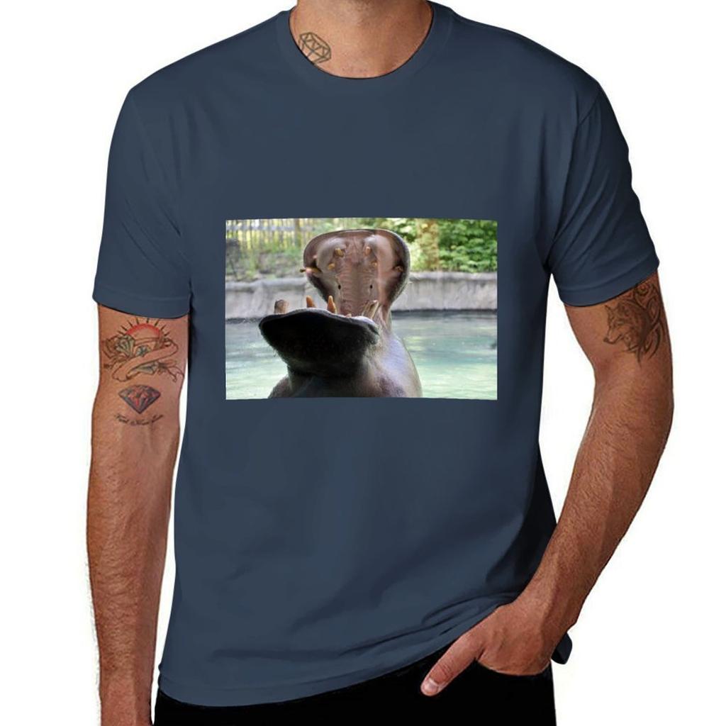 Hippo At The Toledo Zoo Tshirt Lightweight Basic Short Sleeve Shirt