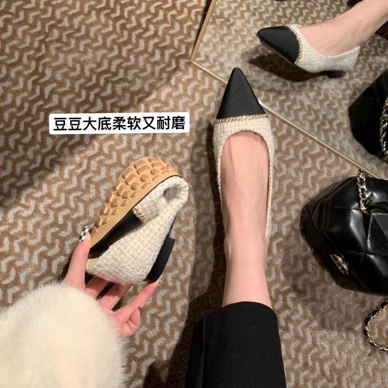 Fashion Flat Shoes for Women's Spring and Autumn New 2025 Spring Autumn Chain Pointed Shallow Mouth Flat Bottom Temperament Single Shoe