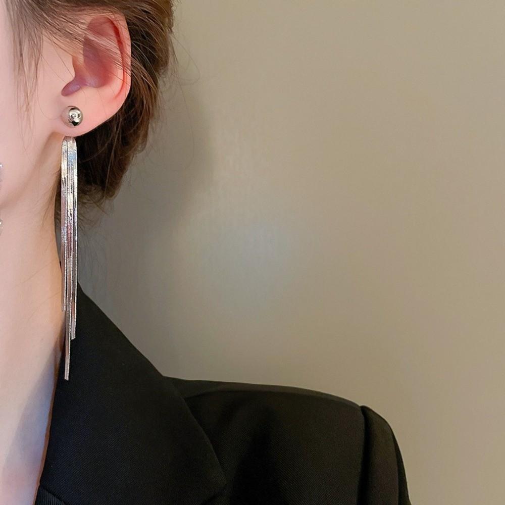 Leichter Luxus Charm Metallohrringe Elegante Hängende Ohrringe Trendige Quastenanhänger Ohrringe Party