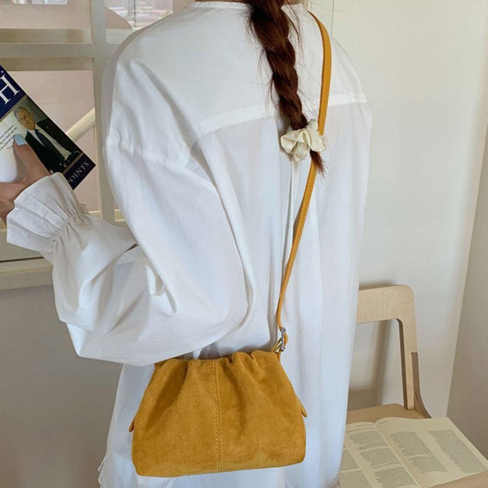 Large Capacity Slouchy Hobo Bags Shoulder Bag Solid Color Tote Bag Suede Pleated Cloud Bag  Holiday
