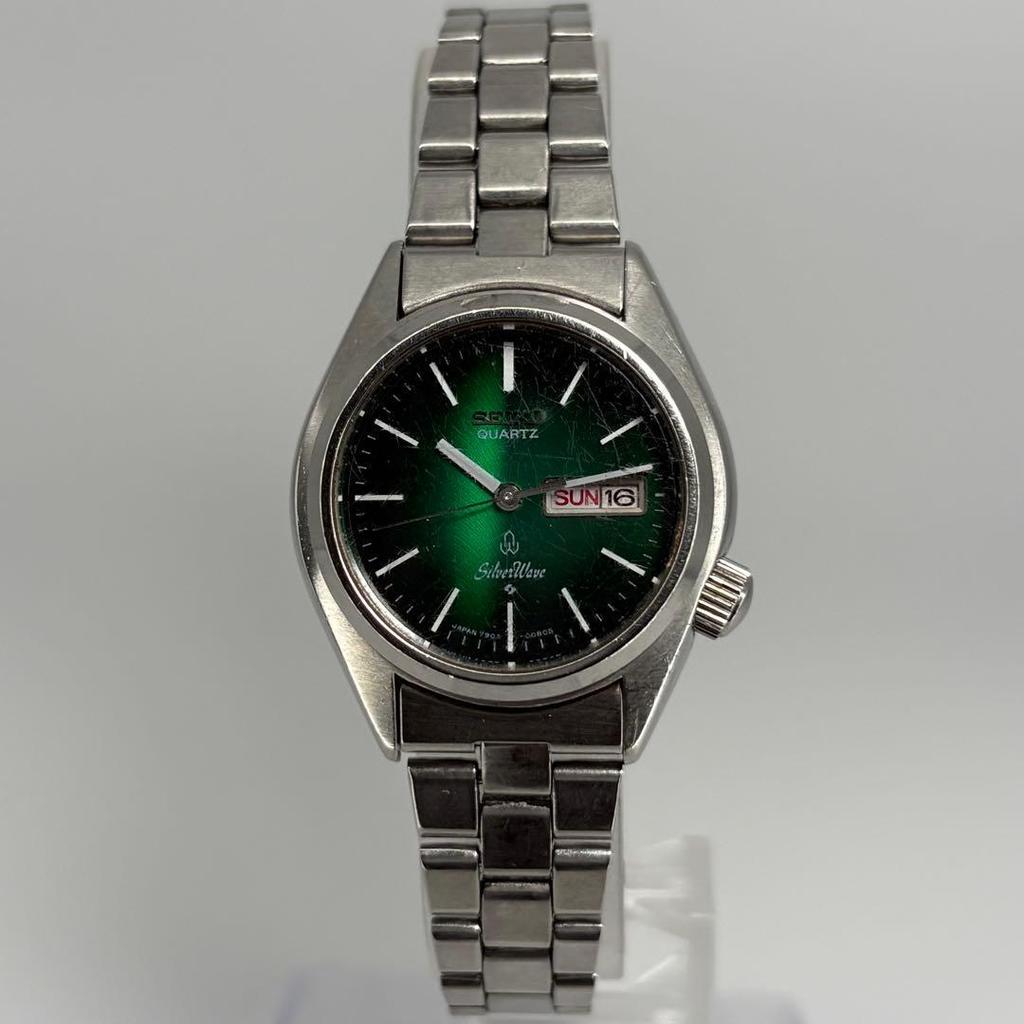 Used SEIKO Silver Wave QZ Watch Manufactured in 1978 Battery replaced