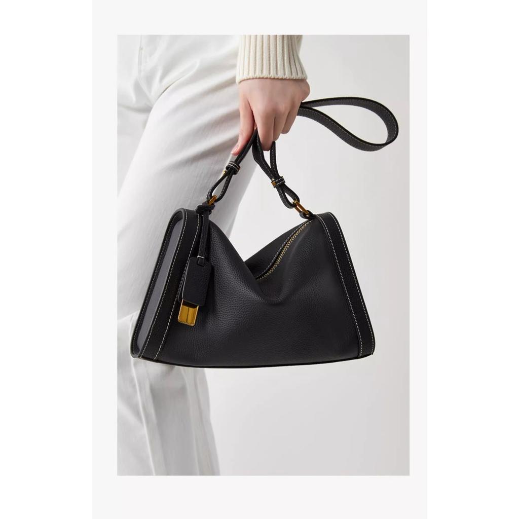Borsa da donna in pelle 2023 borsa a spalla tipo cuscino strato superiore tracolla pelle bovina versatile grande capacità borsa baguette alla moda versatile
