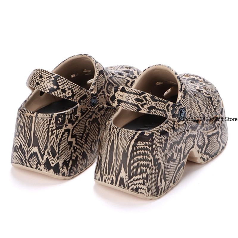 Fashion Leopard Thick Bottom Clogs for Women Closed Toe Chunky Platform Sandals Woman Summer 2025 Super High Wedge Heel Slippers Female