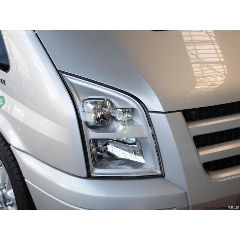 Far Kangnafu pentru Ford Transit V348 (2009-2012)