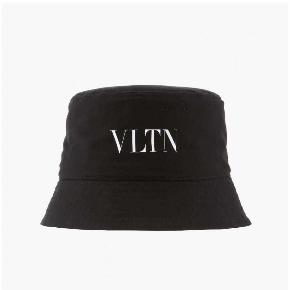 Valentino 2y2Hga11 Uxi 0ni Hga11 Uxi 0ni Vltn Bucket Hat