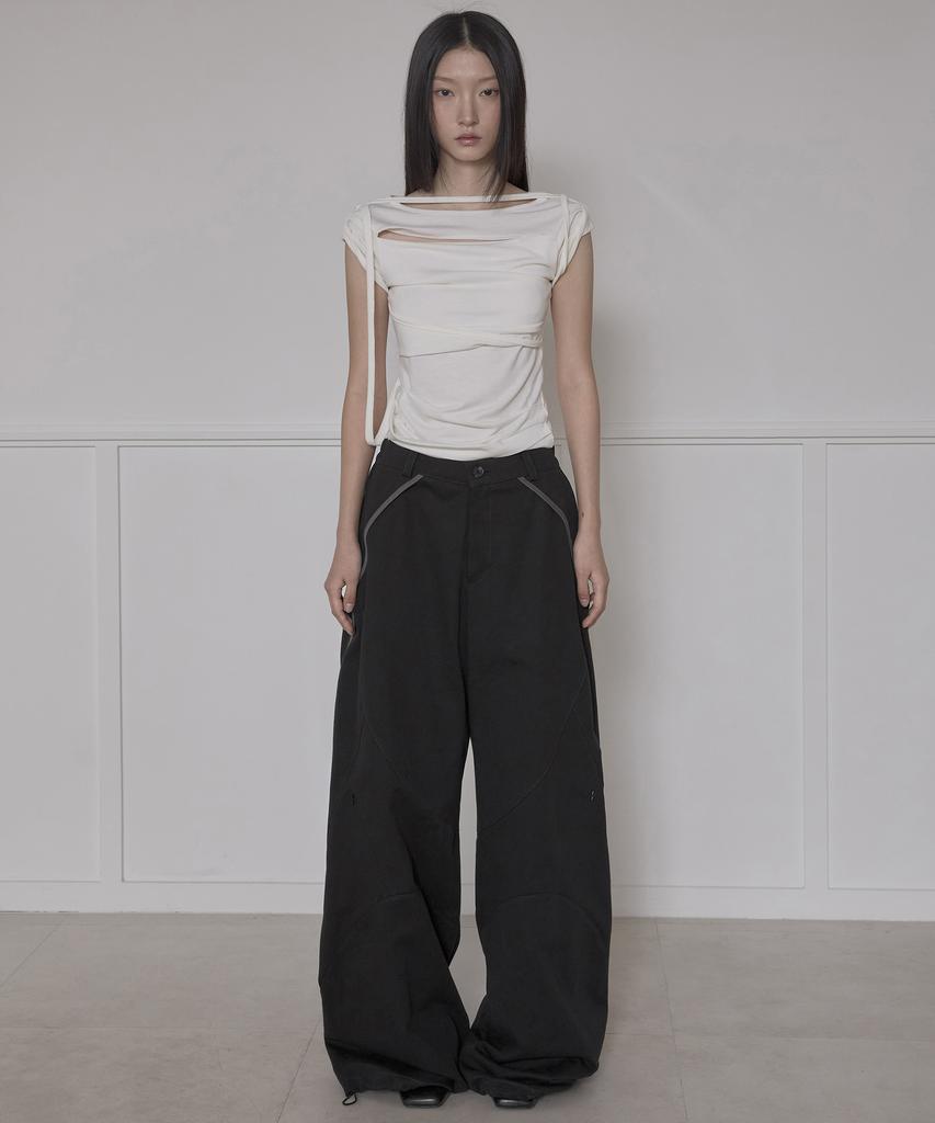 Peulleeoeob Asymmetrical Draped Strap Roll-Up T-Shirt (Fl-170_Cream)