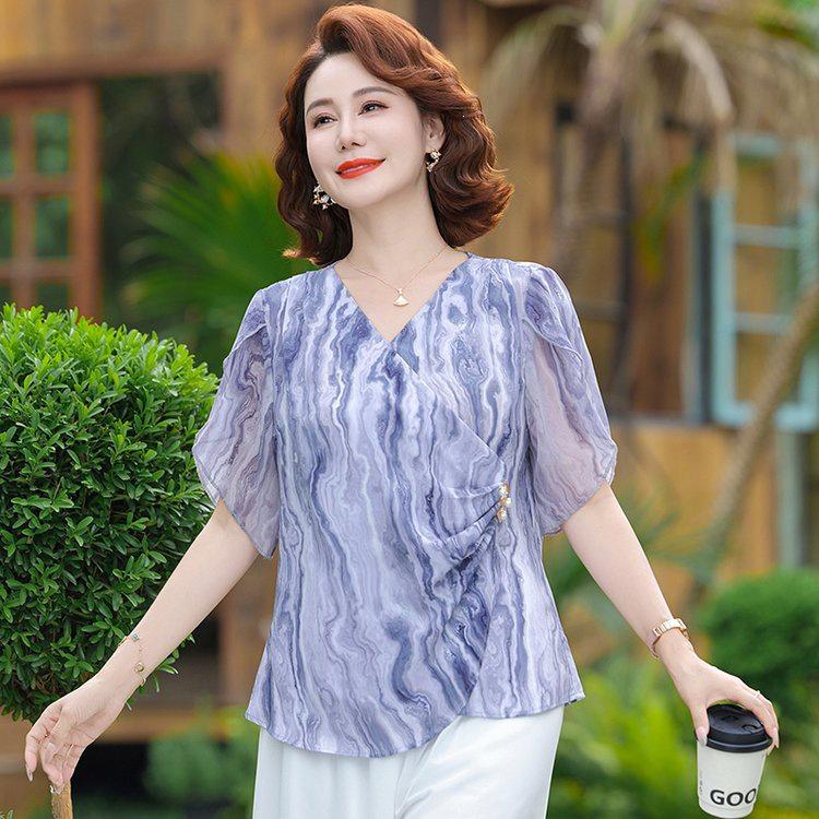 Chiffon Short-Sleeved Blouse – Mother's Summer Style for Middle-Aged Women