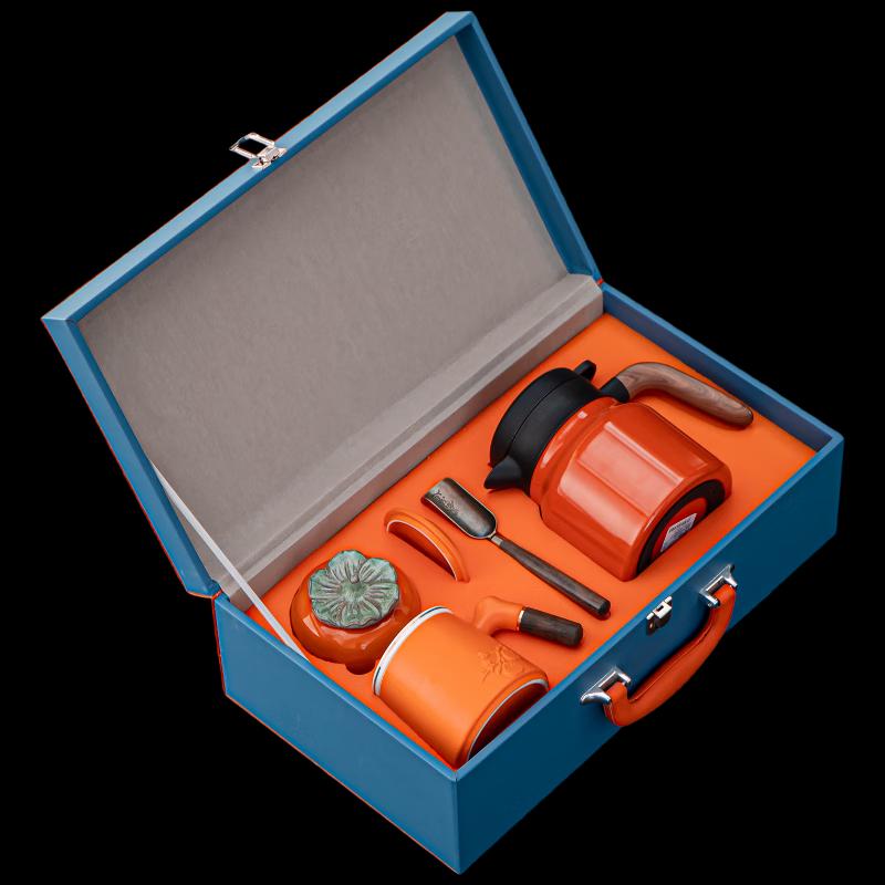 

Подарочные наборы керамических термосов и посуды для напитков