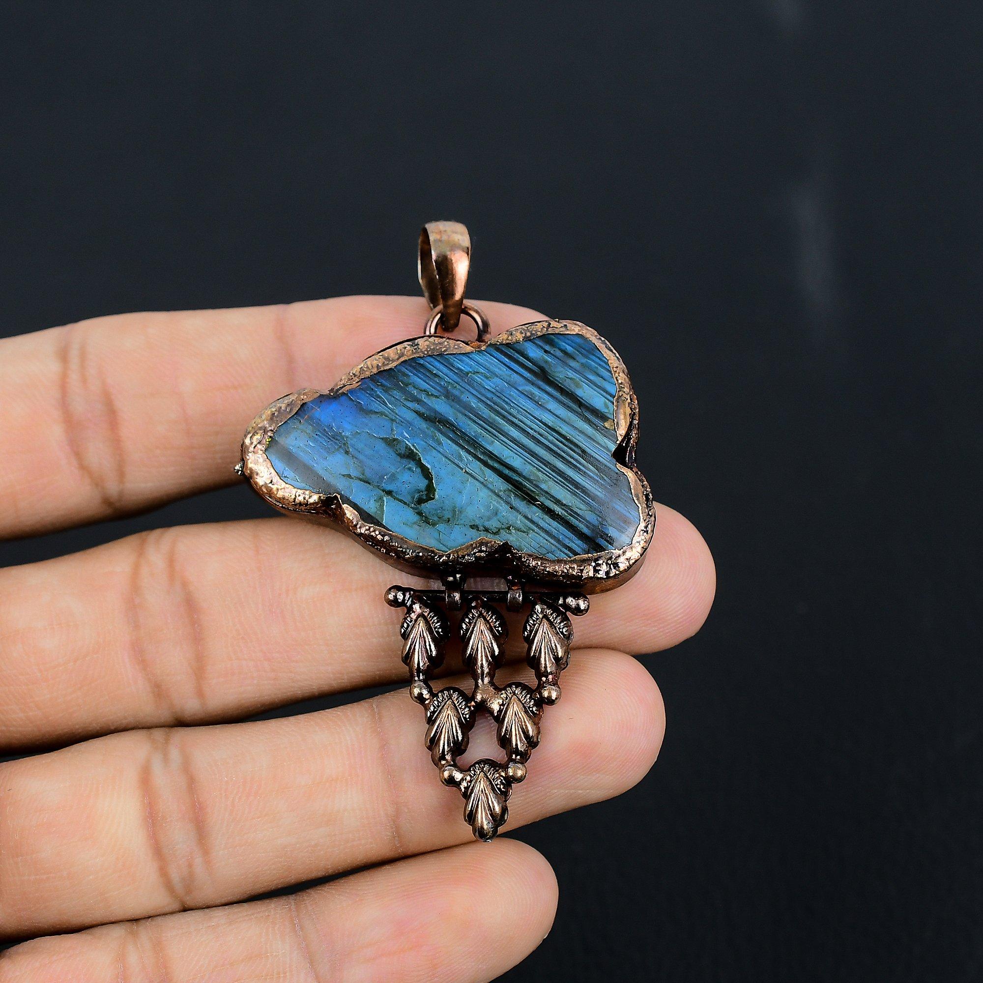 

Кулон из лабрадорита, гальванизированный, ювелирное изделие с драгоценным камнем ручной работы, подарки для жены, совершенно новый кулон 2.55 Inches