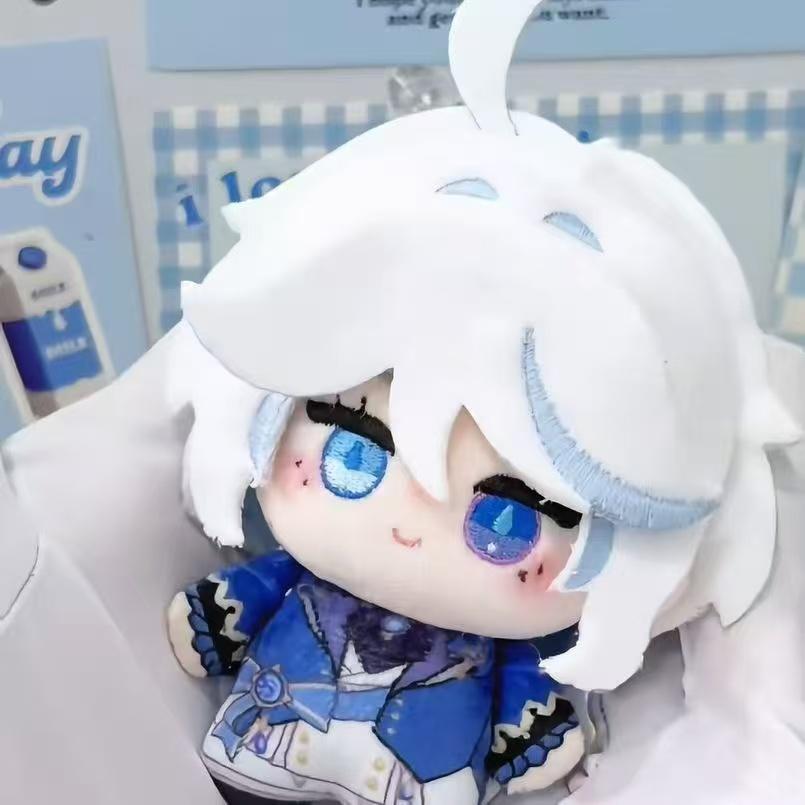 MIHOYO Furina de Fontaine Poupée Genshin Impact Peluche Kawaii 10cm Anime Jeu Jouet en Coton Neuvillette Nicole Reeyn Cadeau