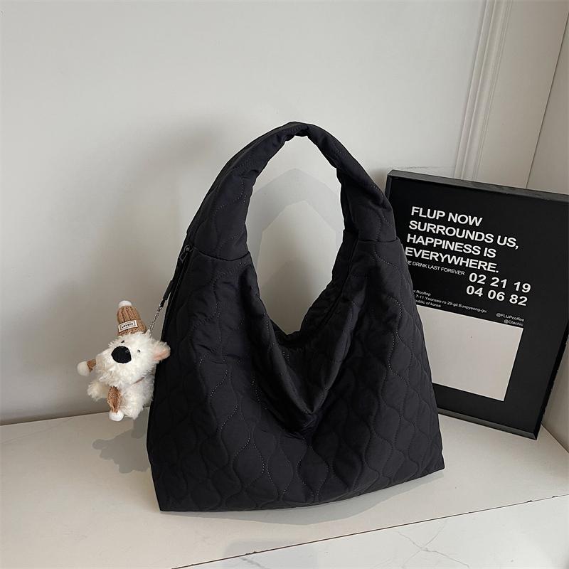 Ladies Casual Korean Style Underarm Bag Single Shoulder Commuter Travel Bag Fabric Leisure Handbag for Women