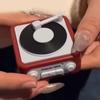 Vintage Schallplattenspieler Schlüsselanhänger Anhänger mit Aufnahmefunktion für dekorativen und praktischen täglichen Gebrauch
