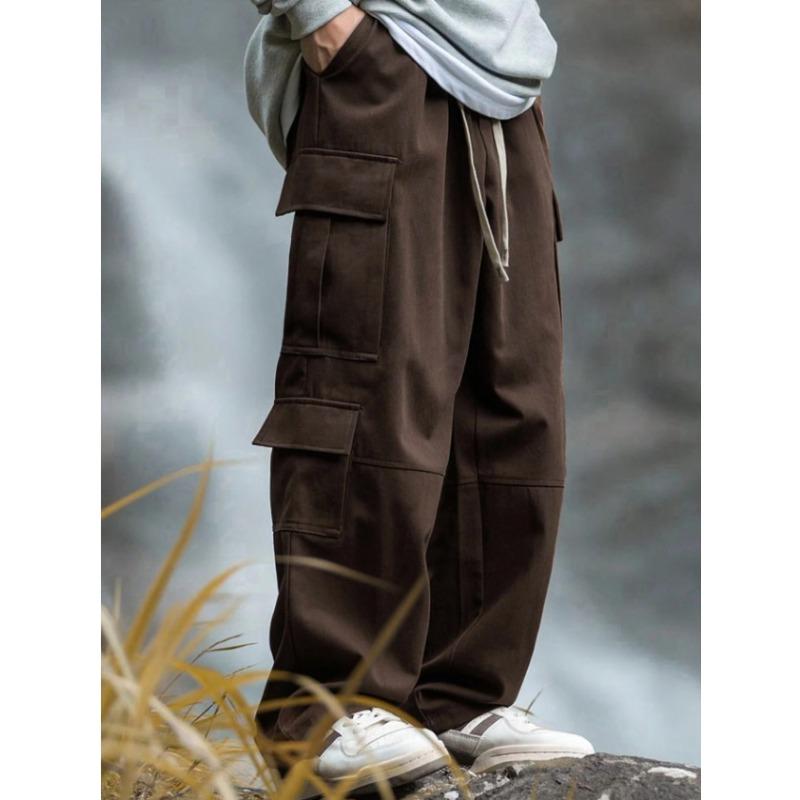 Macacão Novo de Perna Reta para Homens Splicing ao Ar Livre Design Solto Calças com Múltiplos Bolsos