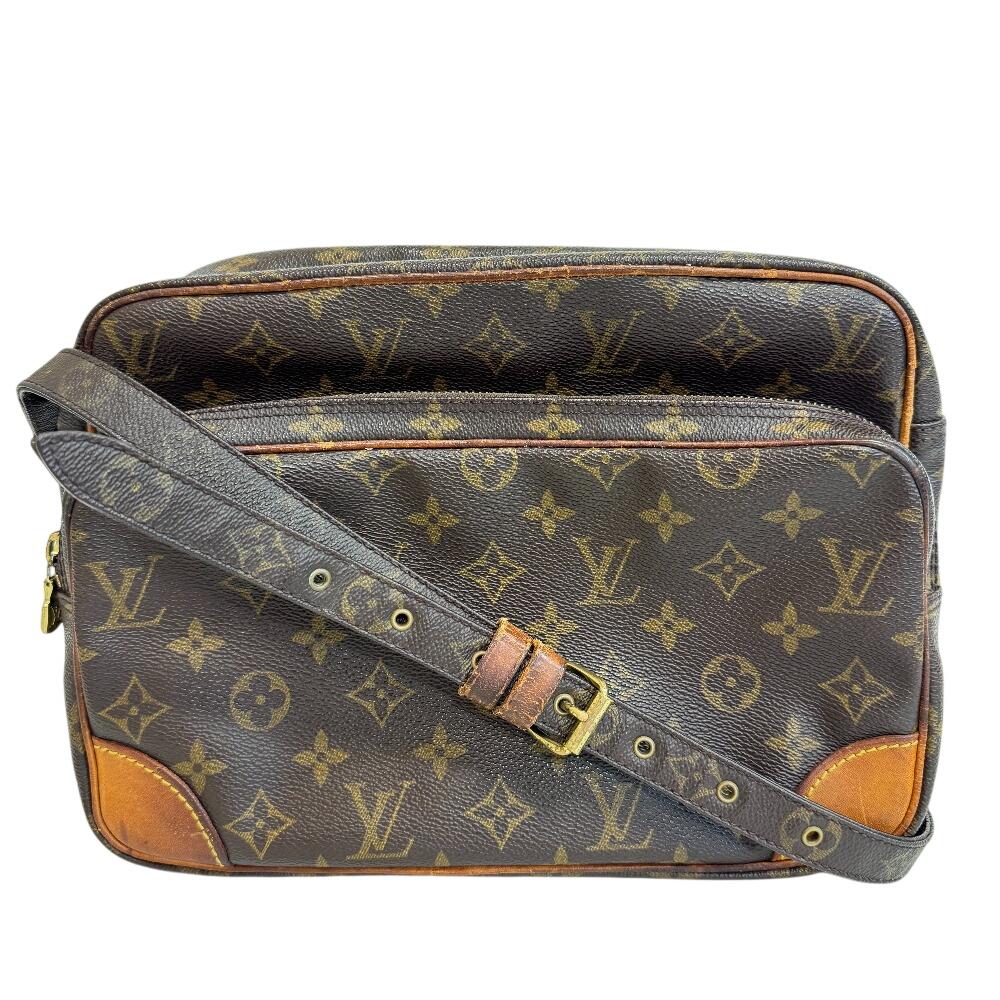 

LOUIS VUITTON M45244 Monogram leather Nile Shoulder Bag Brown leather Used