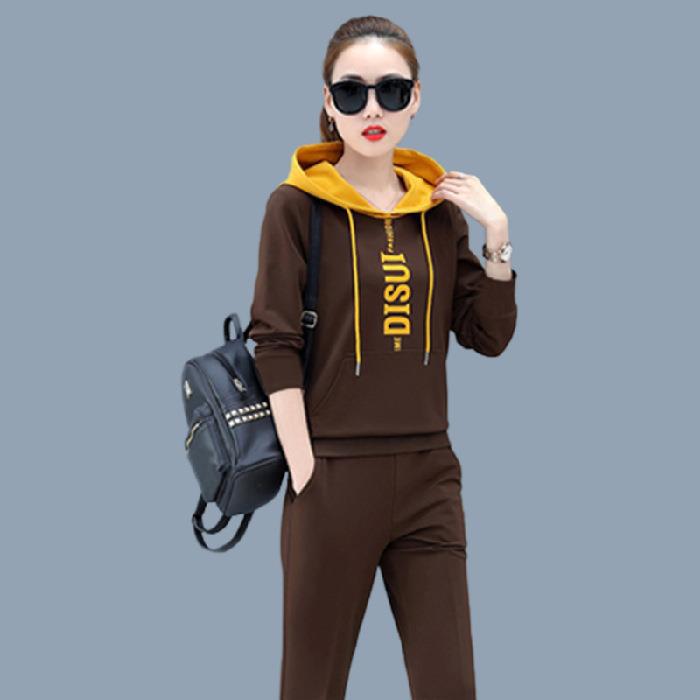 Winter- und Herbstmode Lässiges Sportbekleidungs-Set für Damen in Übergröße. Lockere Kapuzen-Hose mit langen Ärmeln für Zweiteiler.