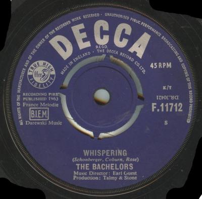 7inch Record BACHELORS - Whispering F11712 Decca 1963 UK Pop Used