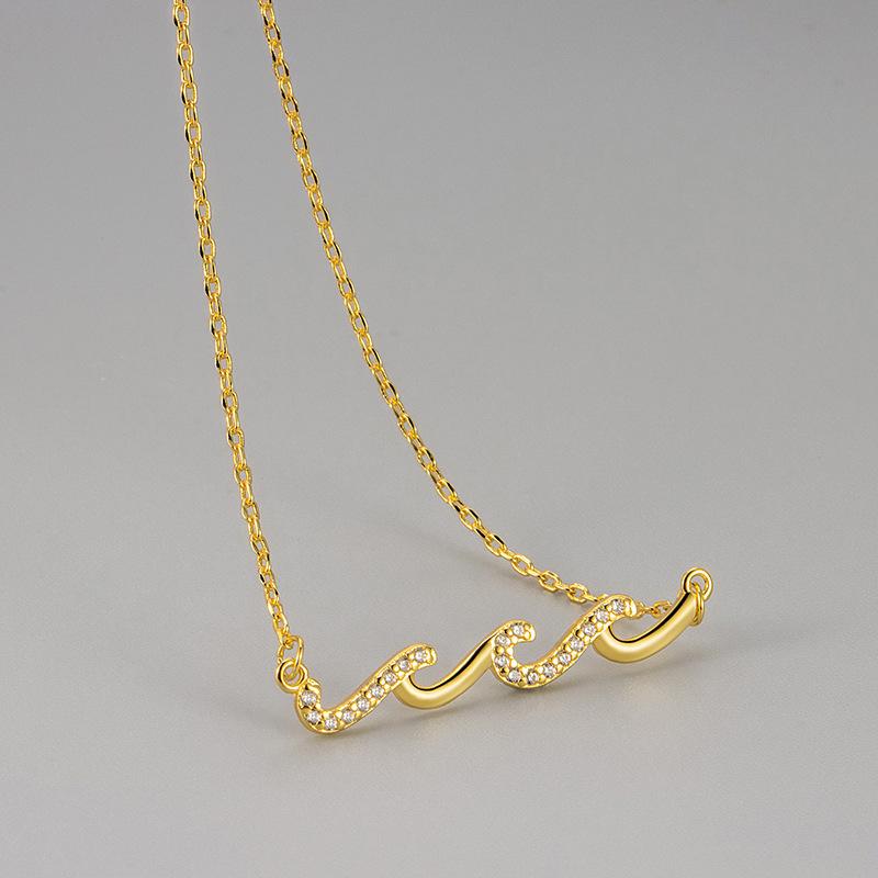 

European & American Diamond-Studded Wave Necklace - Elegant, Versatile, High-End Luxury Jewelry for Women