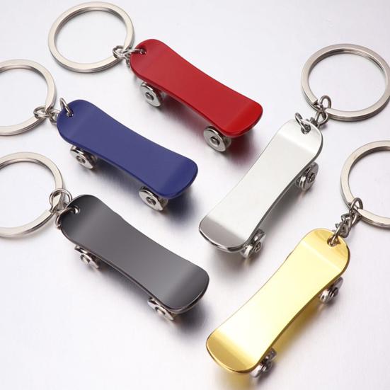 Skateboard Keychain Pendant Fingertip Decompression Keychain Portable Cool Skateboard Keychain for Skateboard Lovers