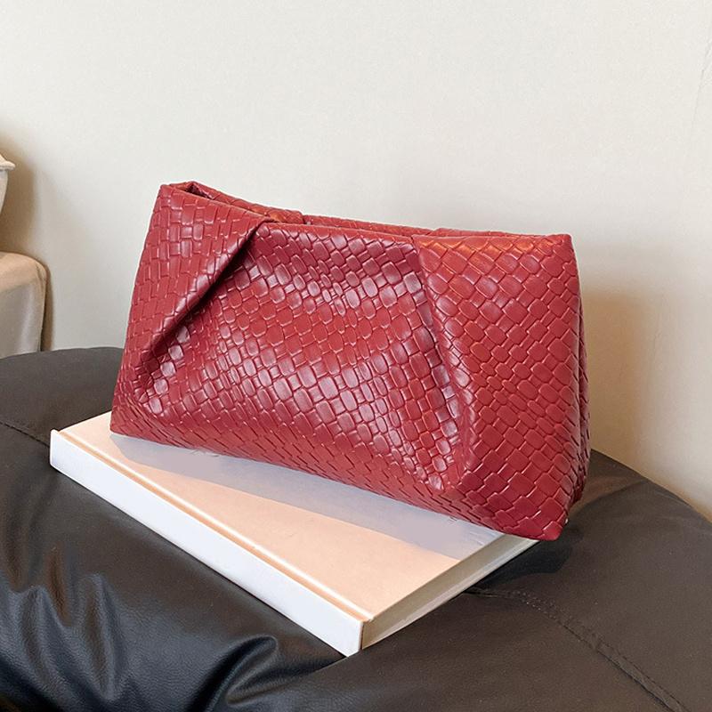 

Yogodlns Large Capacity Shoulder Bag New Fashion Popular Woven Commuter Simple Clutch Bags Retro Evening Phone Pocket 30x7x16cm вино красного
