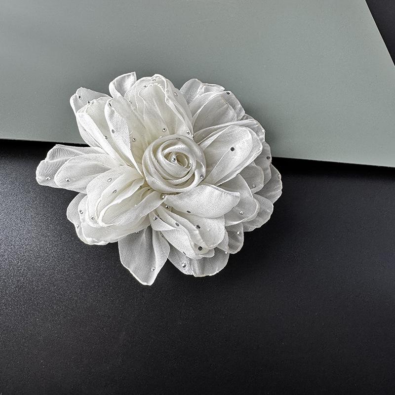 Большая Брошь-Заколка Камелия со Стразами и Хрустальной Сеткой с Обожженным Краем