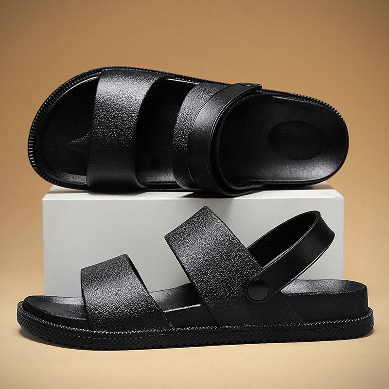 Men's Summer Fashion Two Wear Slippers Beach Flip-flops Men Wear Light Sandals Outside Solid Color Flat Heel