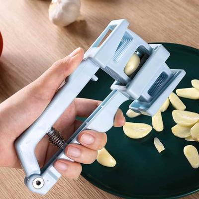 Stainless Steel Blade Ginger Separator Press Garlic Slices Knife Household Vegetable Tool Portable Ginger Garlic Slices Artifact