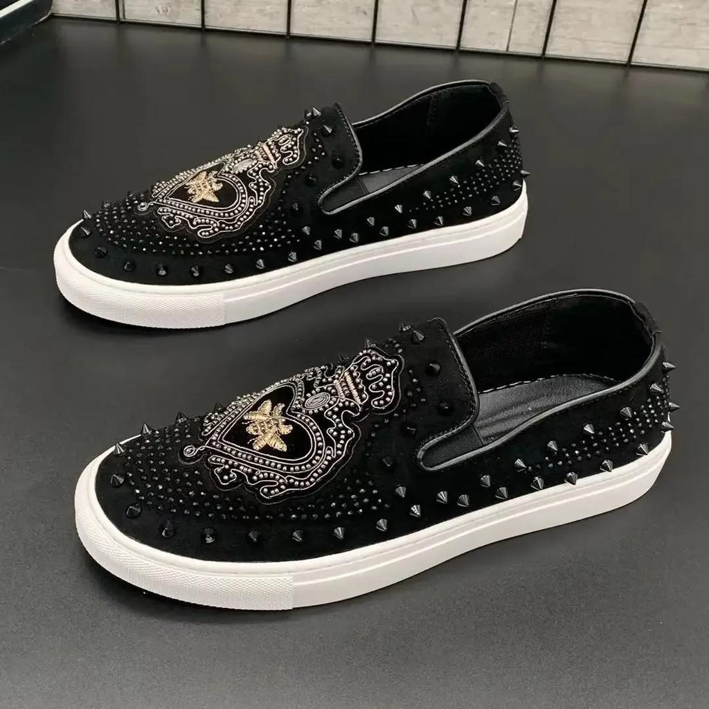 Shoes for Men Leather Casual Shoes Man Fashion Trend Luxury Embroidery Rivet Flat Mens Sneakers Shoes Leisure Slip-on Loafers