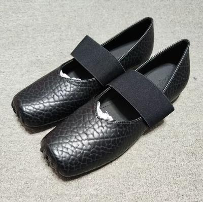 Mary Jane Shoes Women's 25 New Retro French Thick Heel Pig Nose Elephant Pattern Rubber Band Design Ballet Fashion Shoes