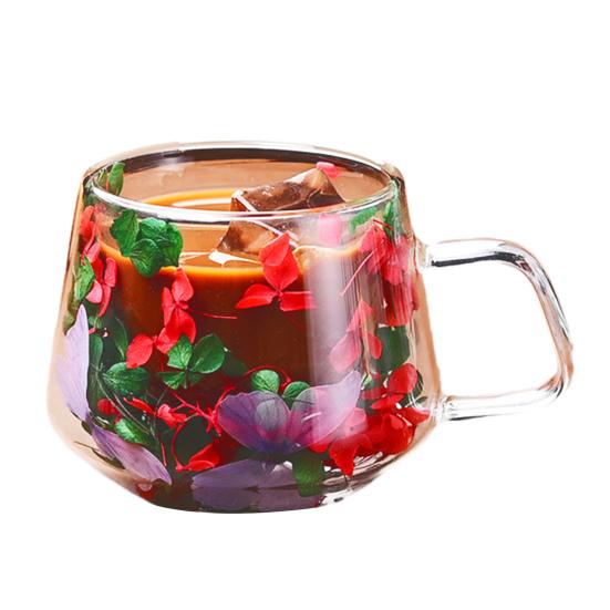 Doppelwandige Kaffeetassen Hochborosilikatglas Tassen mit buntem Blütenblatt-Design Isoliert Hitzebeständig Tee Latte Tassen mit Henkel