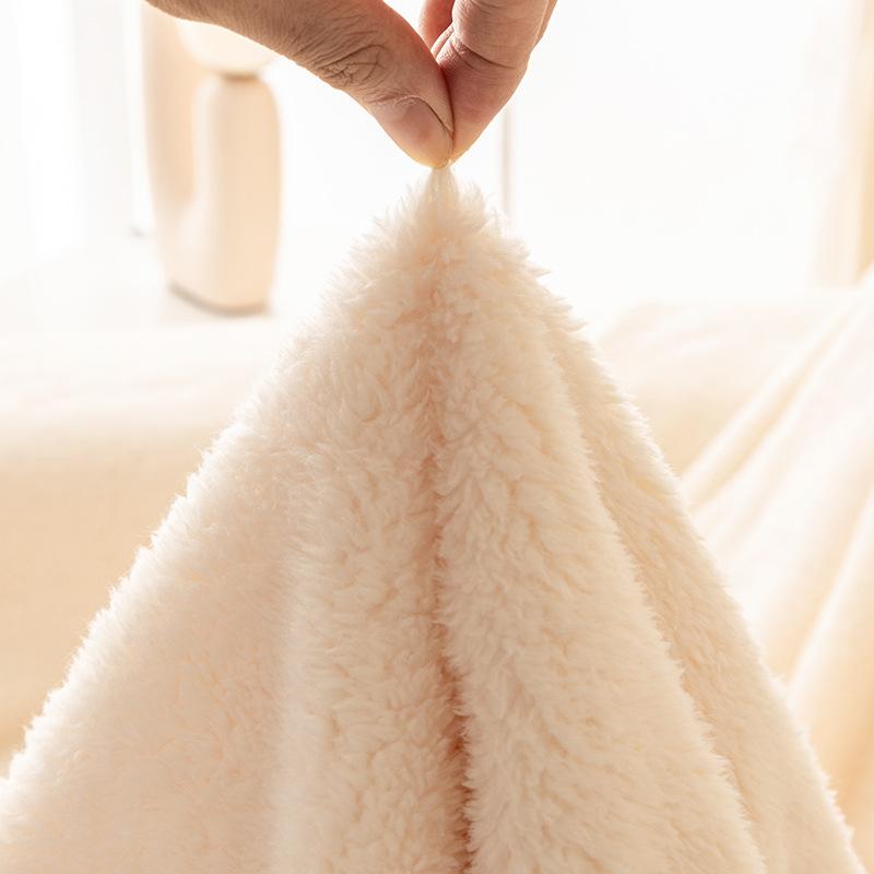 Plush Sofa Cover Cloth All-inclusive Universal Sofa Cover Cloth Anti-cat Scratch Sofa Blanket Full Cover Winter Cushion