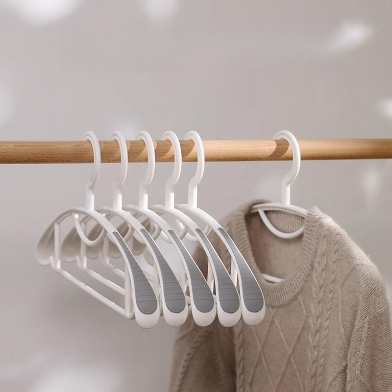Non Slip No Shoulder Bump Clothes Hanger Household Anti Slip Hanger For Drying Hanging Dormitory Daily Use