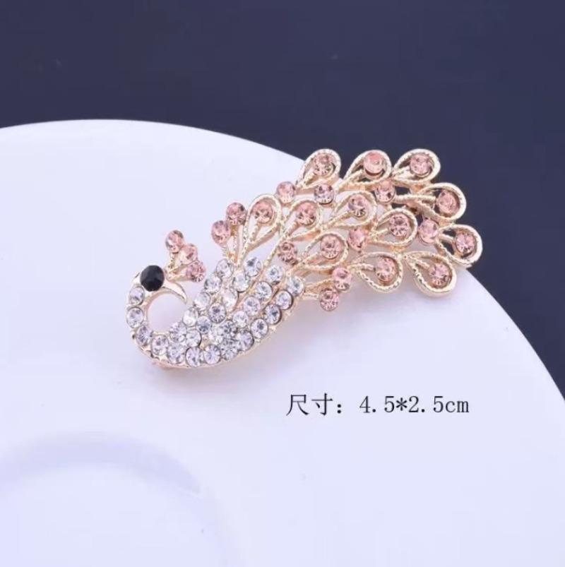1Pc Delicate Peacock Brooch for Women Men Fashion Peacock Animal Brooches Pins Jewelry Trendy Accessories Party Gifts