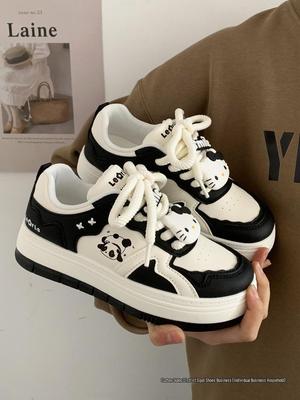 2025 New Cute Big Head White Sneakers for Girls - Thick Sole, Versatile, Casual Sports Style