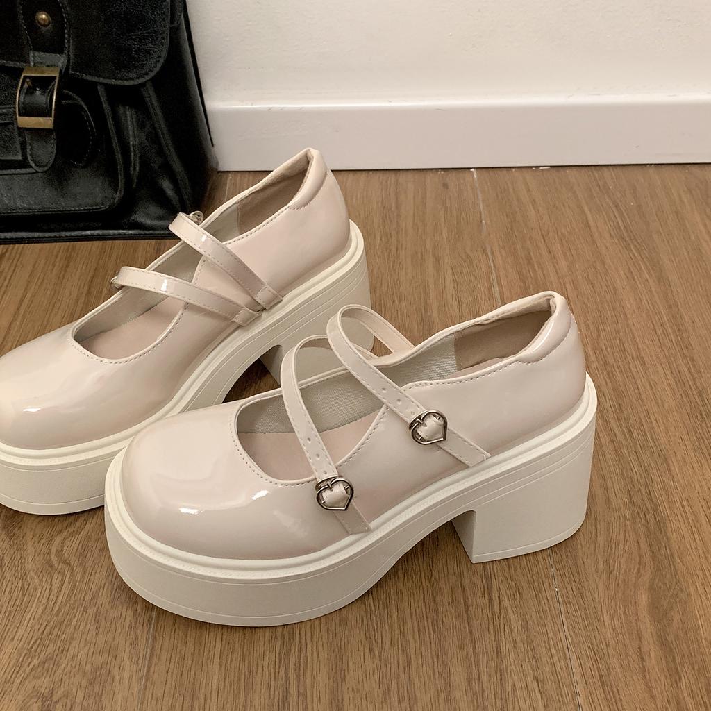 Chaussures en cuir petites à talons hauts épais style britannique rétro noir pour femmes 2025 nouvel été jupe haut de gamme chaussures Mary Jane