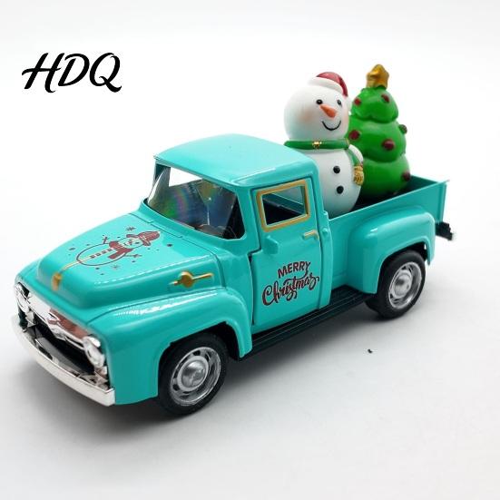 Miniature Truck Model Christmas Pickup Figurine Vintage Car Statue with Santa Claus Red Figurine Tree Snowman Alloy Vehicle Ornament for